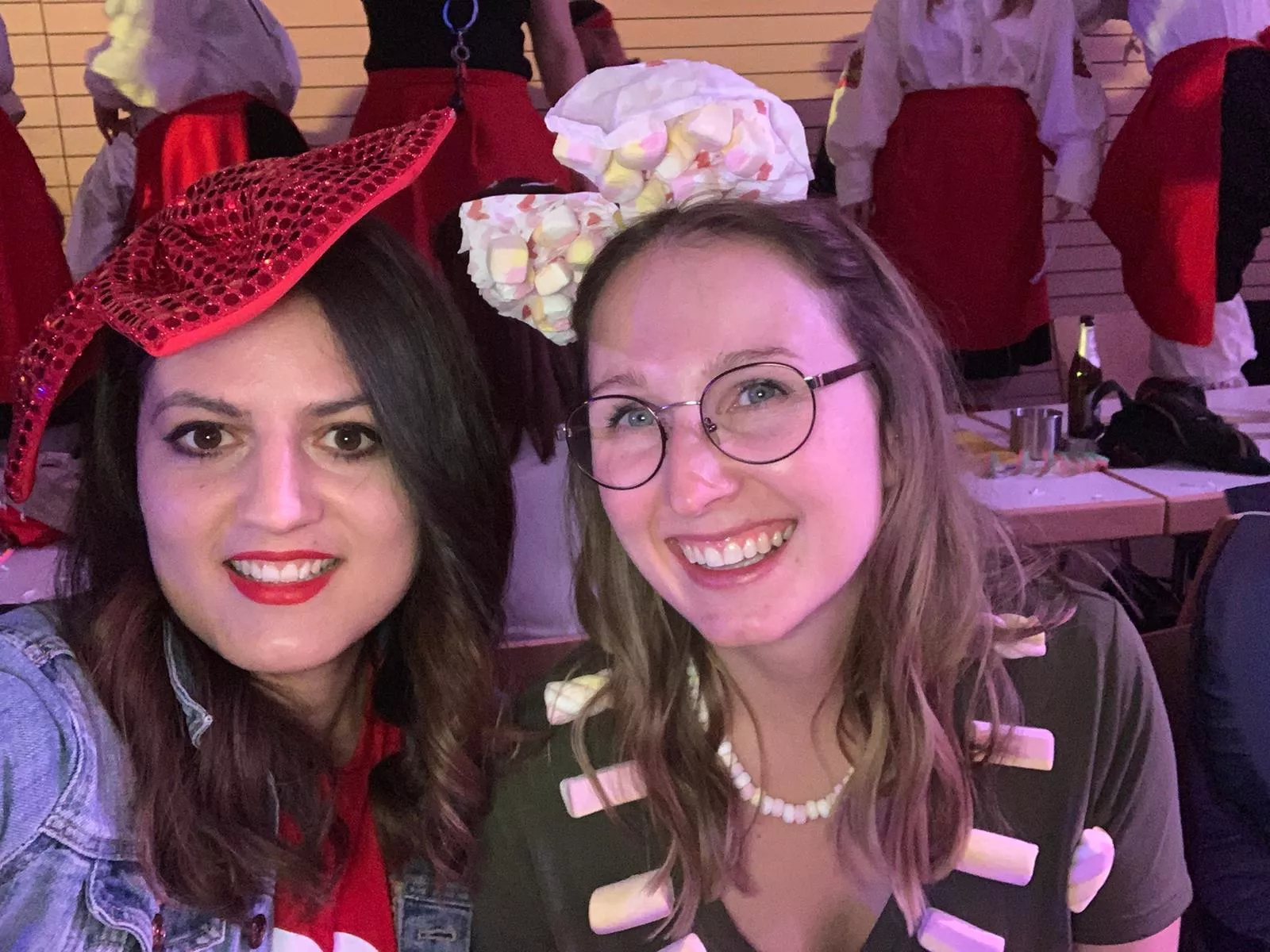 Which one is hotter? [2]