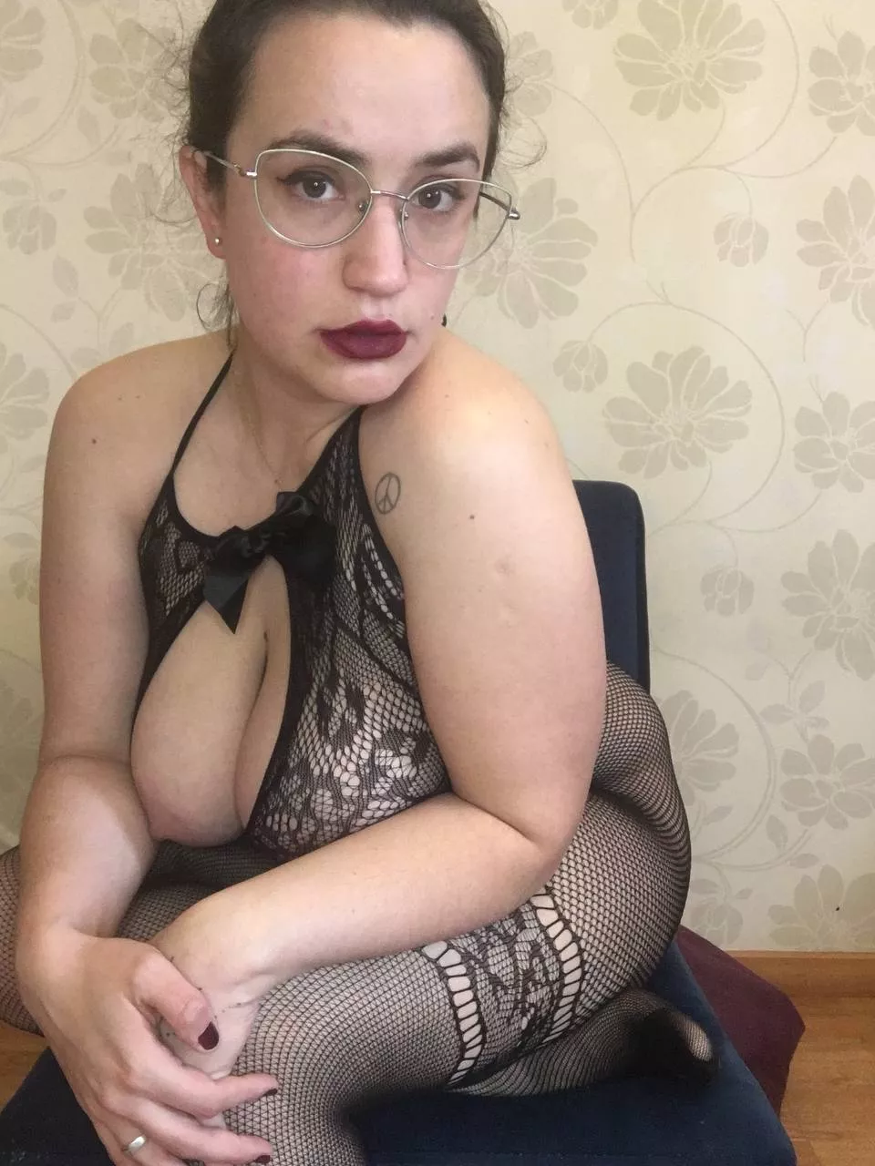 Wore this outfit today. Wondering if I still have the allure or just look desperate