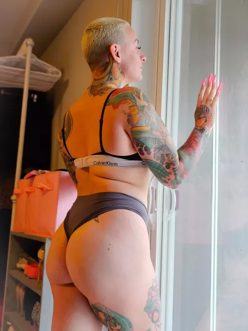 Would fall in love with me or use me as your cum slut?