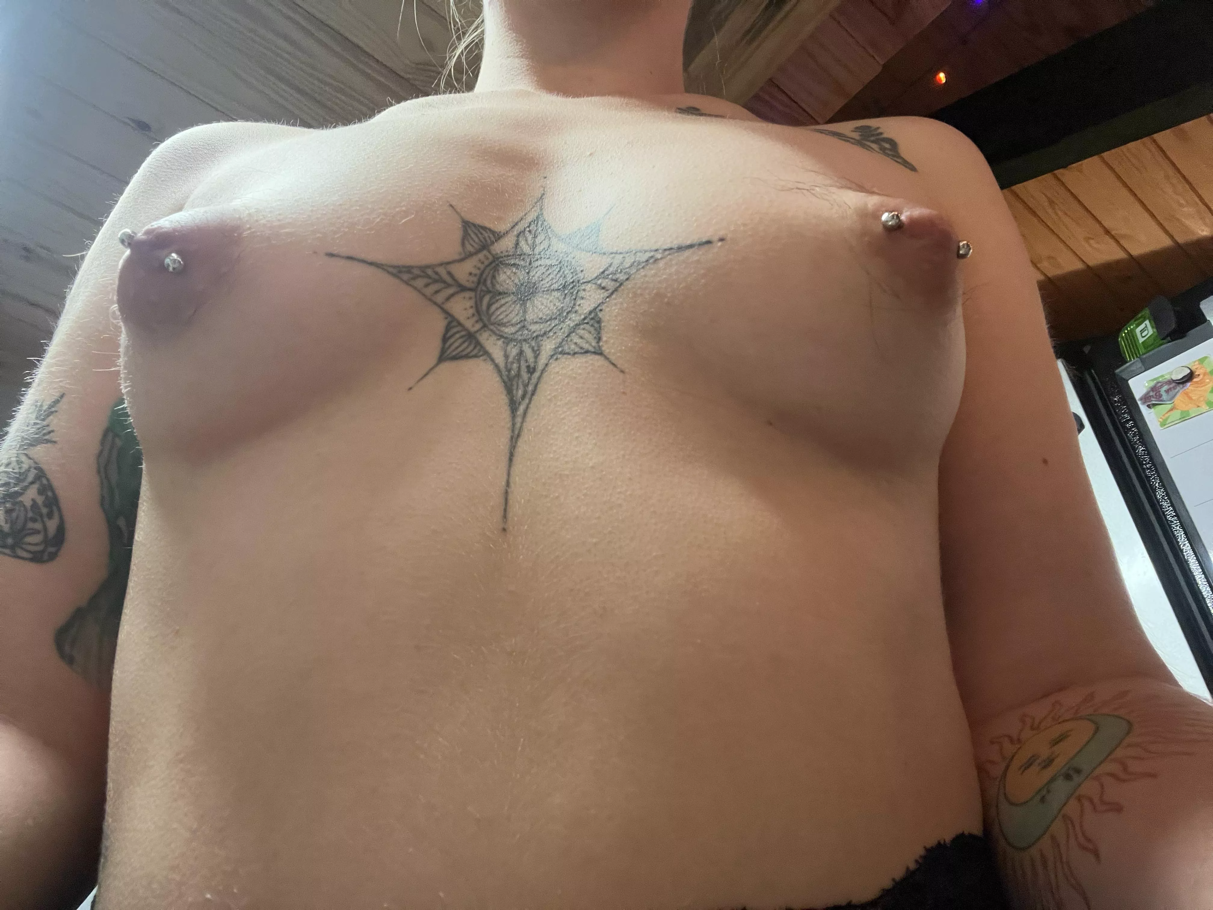 are they puffy enough for you to lick?