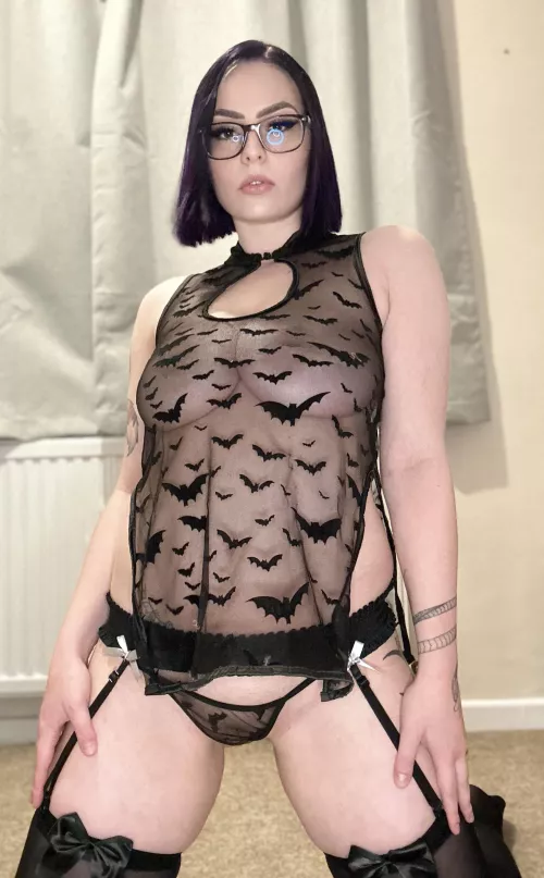 Do pale emo girls make you horny?