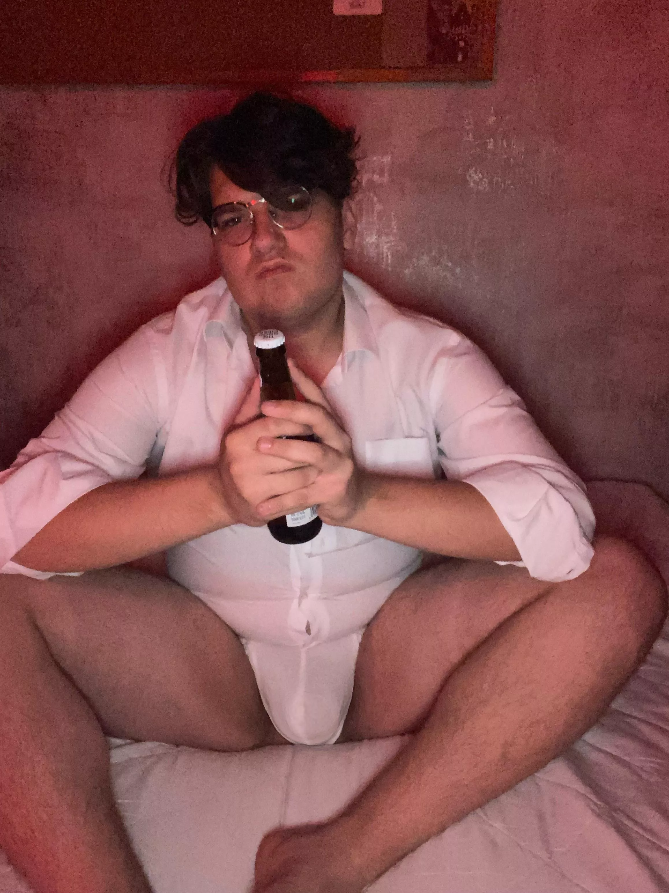 Do u wanna Netflix & Chill with your cub?