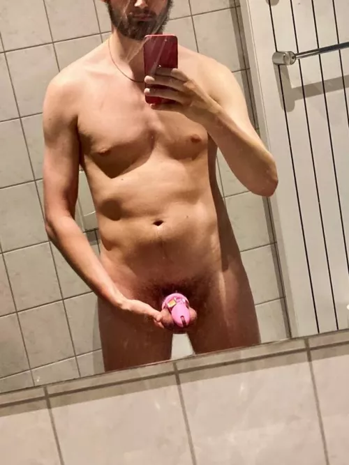 locked up & ready to obey all of your orders ;)