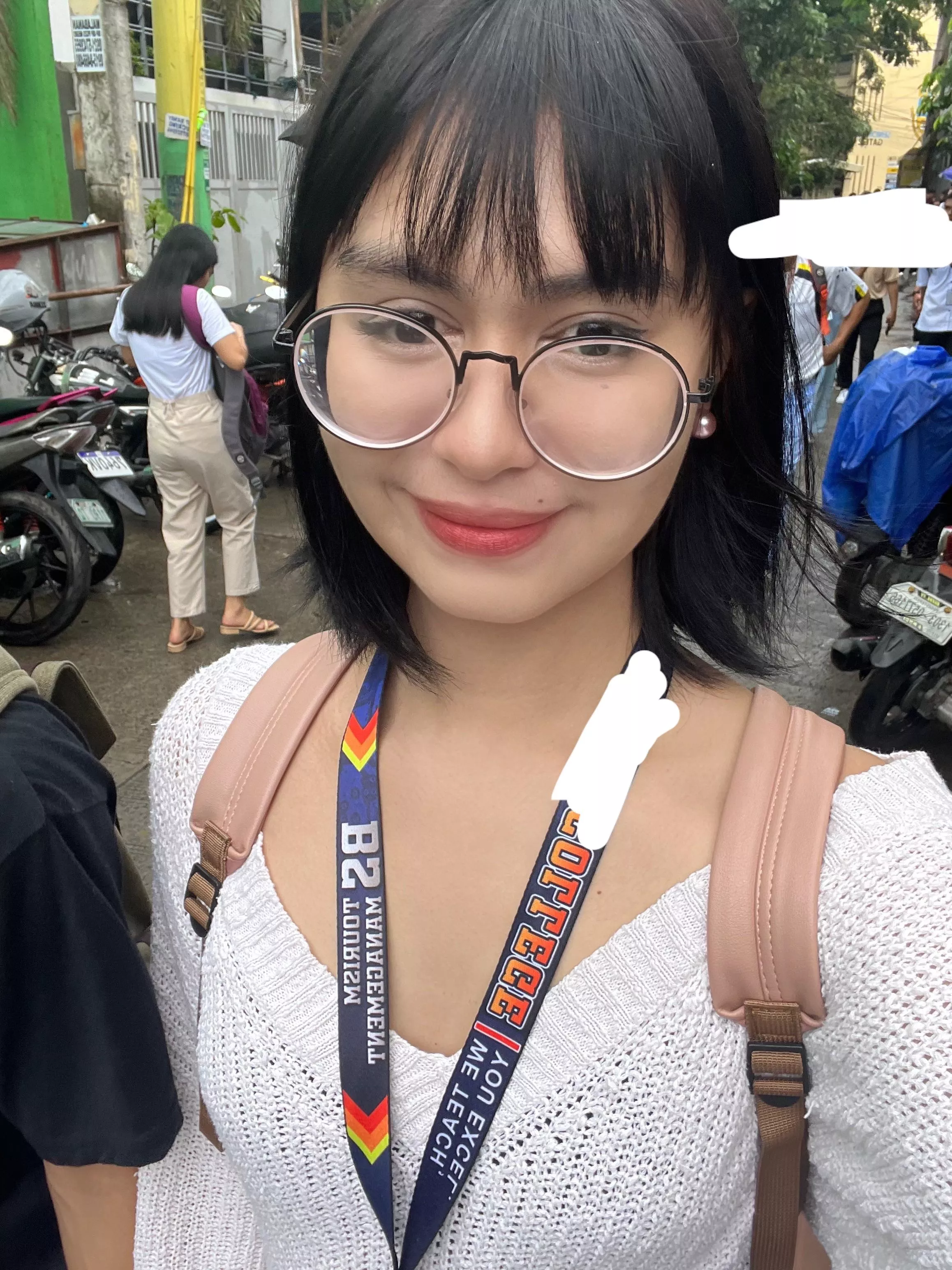 Am I a pretty sissy?