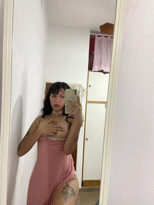 busty girl with big nipples