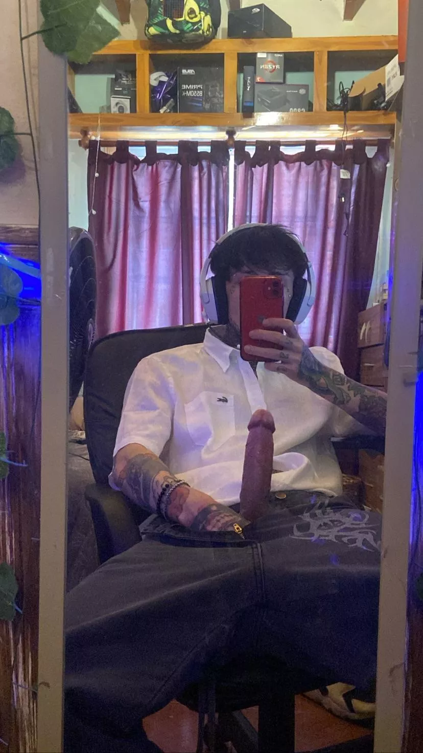 Can I feel your hole getting wet while I'm pounding it?