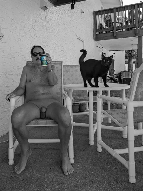 Drinking a Stump Knocker beer on the back patio with kitty on Caturday