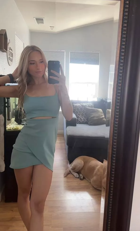 Feeling sexy today 🩵