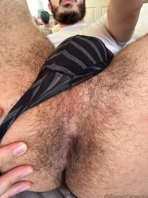 Has my underwear slipped off? Oops 🤷🏻‍♂️