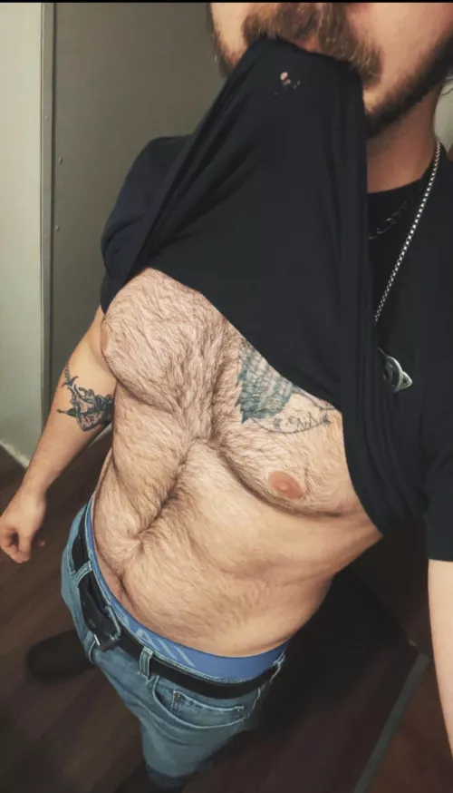 hot guy with tattoos here