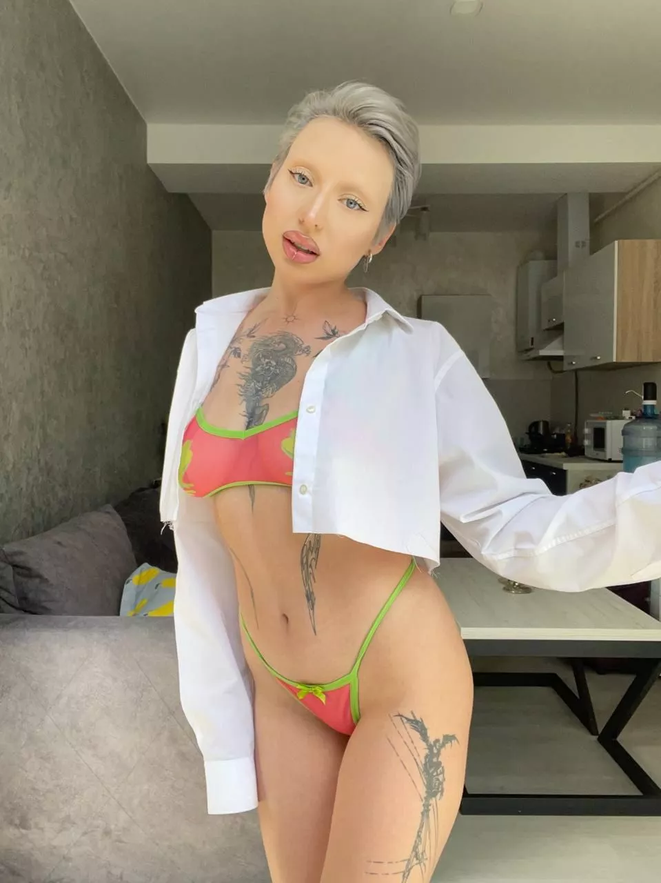 if your dick still goes up, I want it 😏