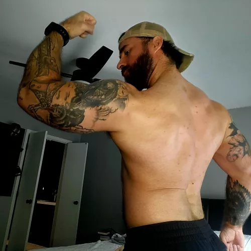 Just another meathead with tats