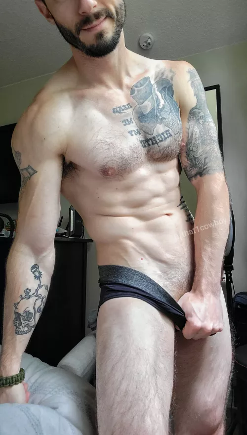 Providing dirty thoughts for those of you at home on a Friday night 😏