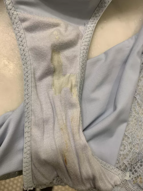 Worn during peak ovulation ;) what a perfect cream stain!