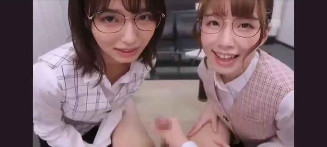 Anyone who knows the code for this one? Or the actresses names?