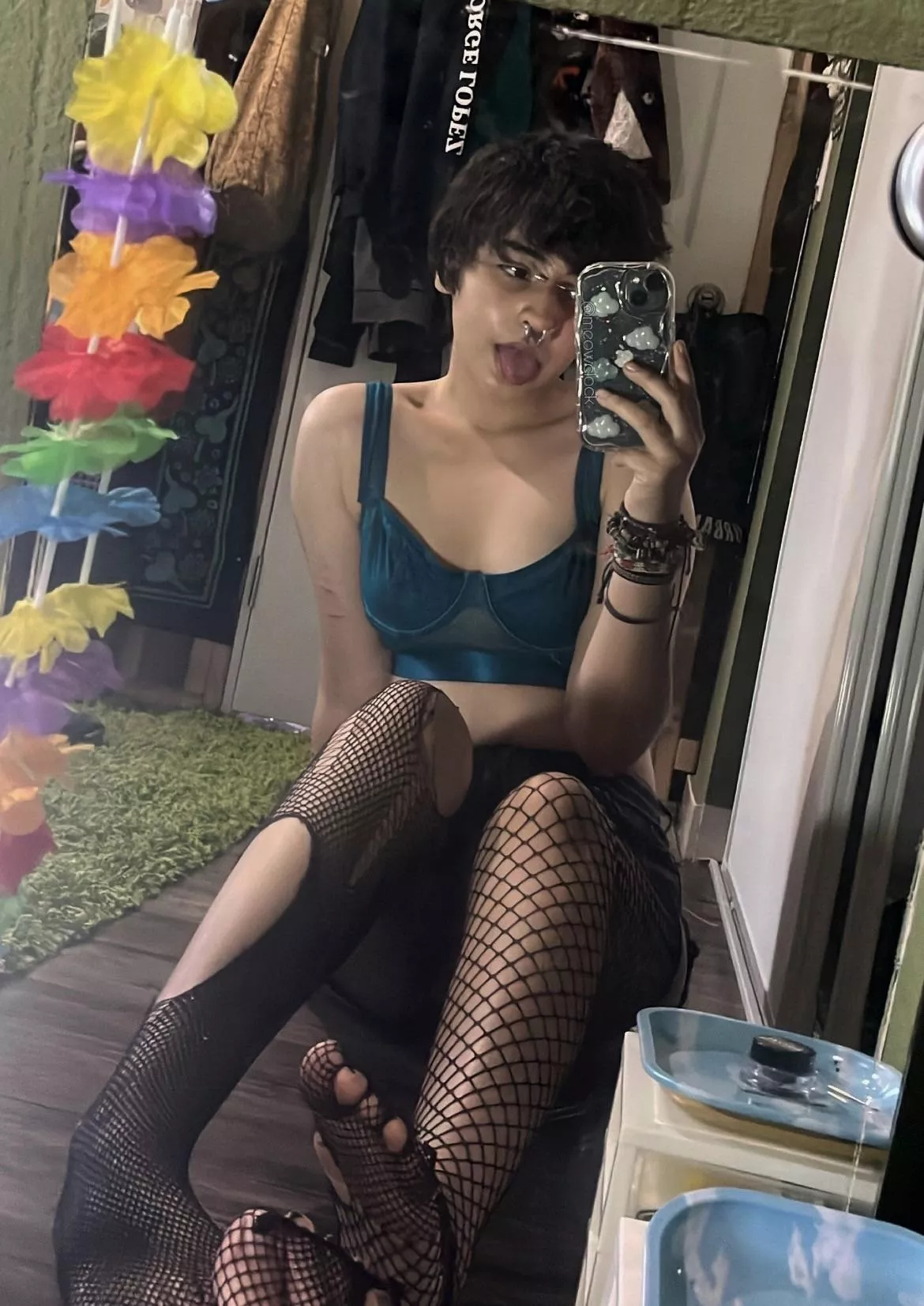 do you like emo bois?