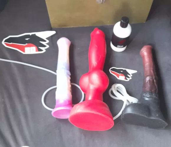 Eeee finaly got my dream dildos, just ika left