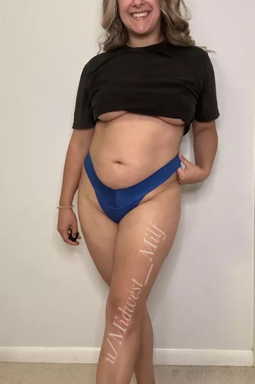 Feeling 'blue' never looked so good! [selling] [USA]