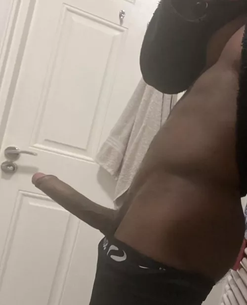 Lengthy & heavy side view 🤴🏾