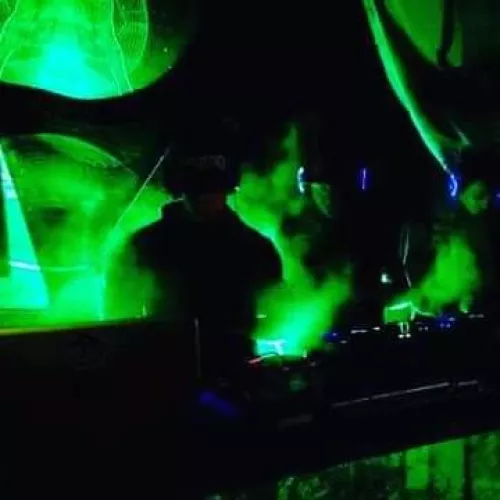 Looking for sexy females near Portland zOR who like to have fun 😁