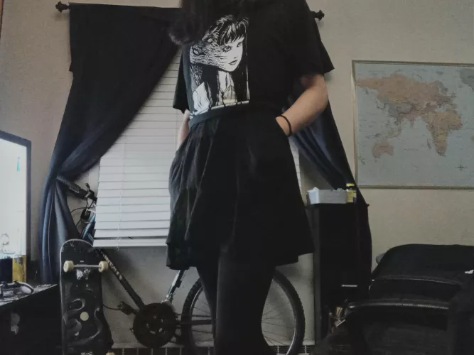 Skirts with pockets>>