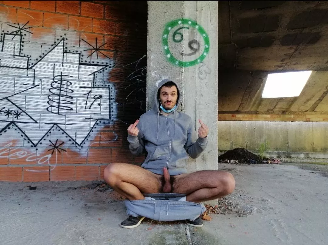 Abandoned houses are so fun to explore naked