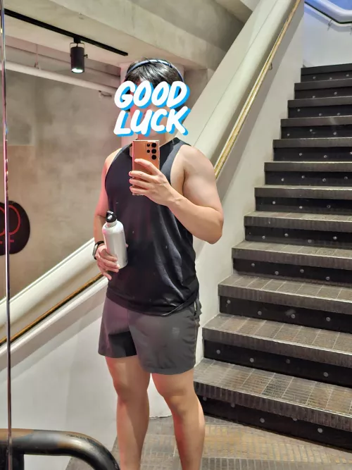 Agreed. Biceps are the best part of a guy