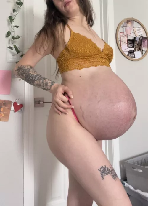 how does my bump make you feel 🥰