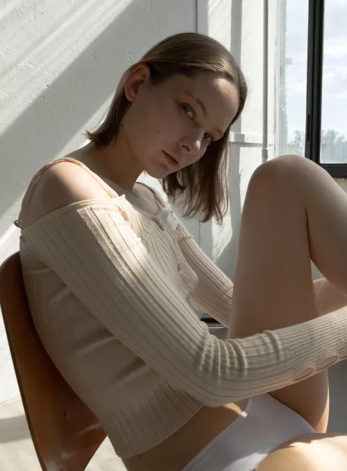 I don’t wear pants at home [f]