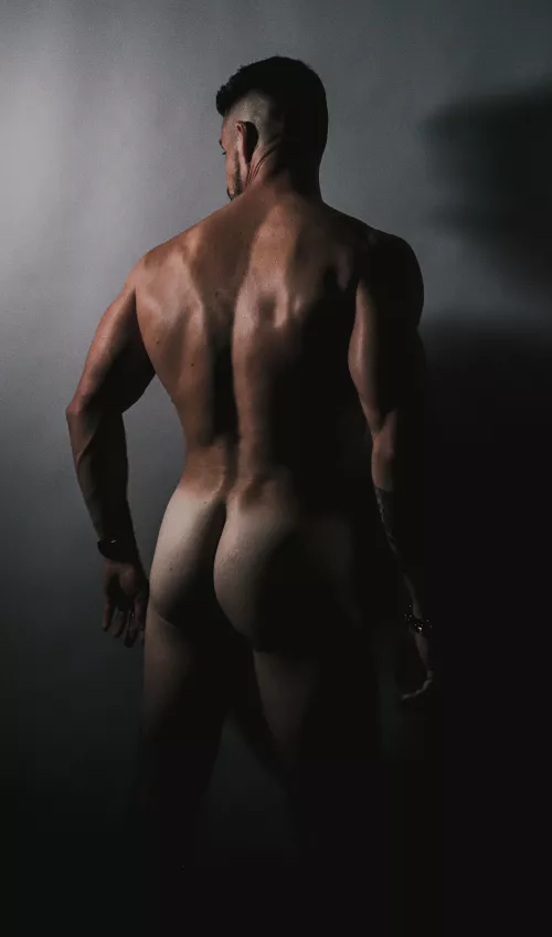 I pretend you're not looking at me