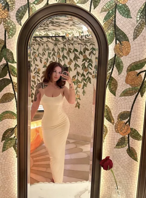 I think I look good in white 🤍