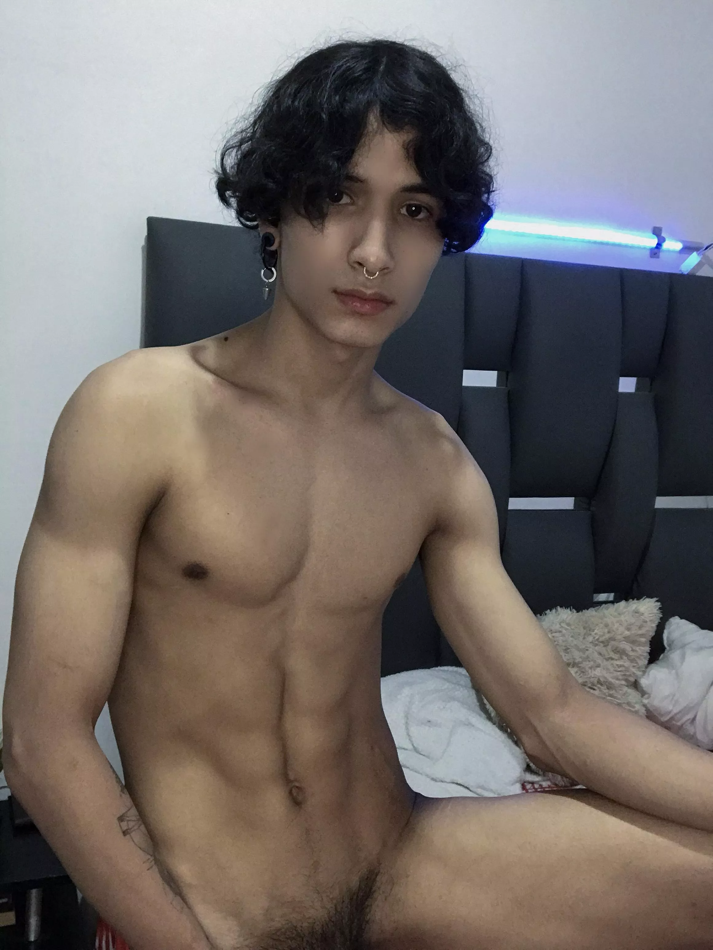 im so horny right now 🥵