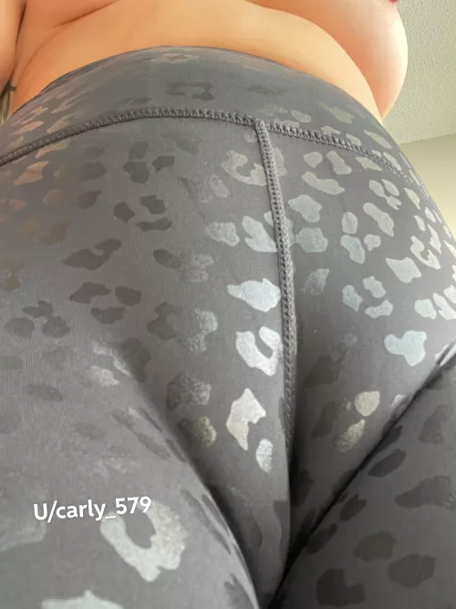 It’s game day. I’m for team cameltoe.