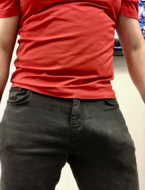 Let the workplace colleague staring begin!