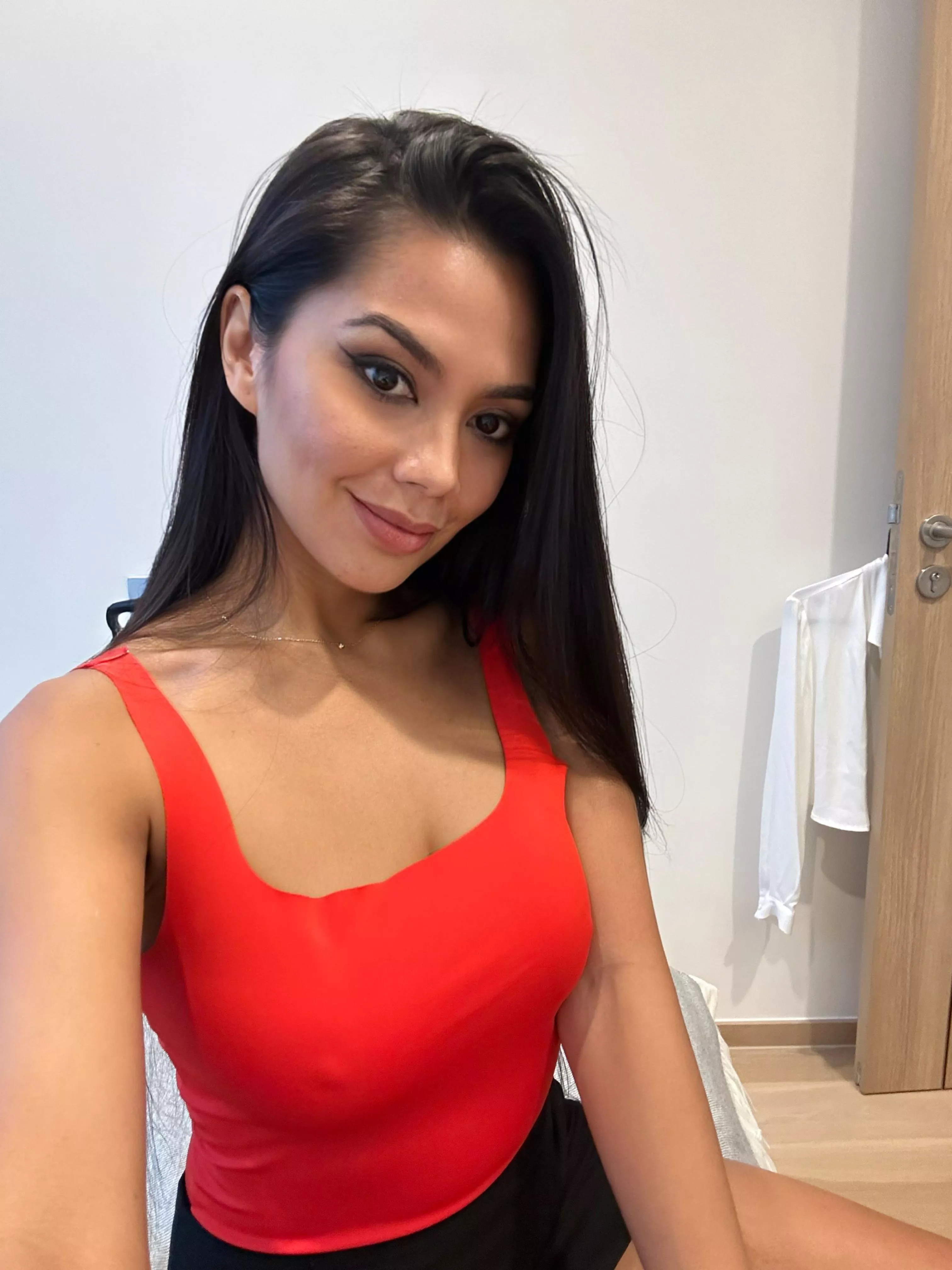 let's stay at home today and watch 80s rom-coms