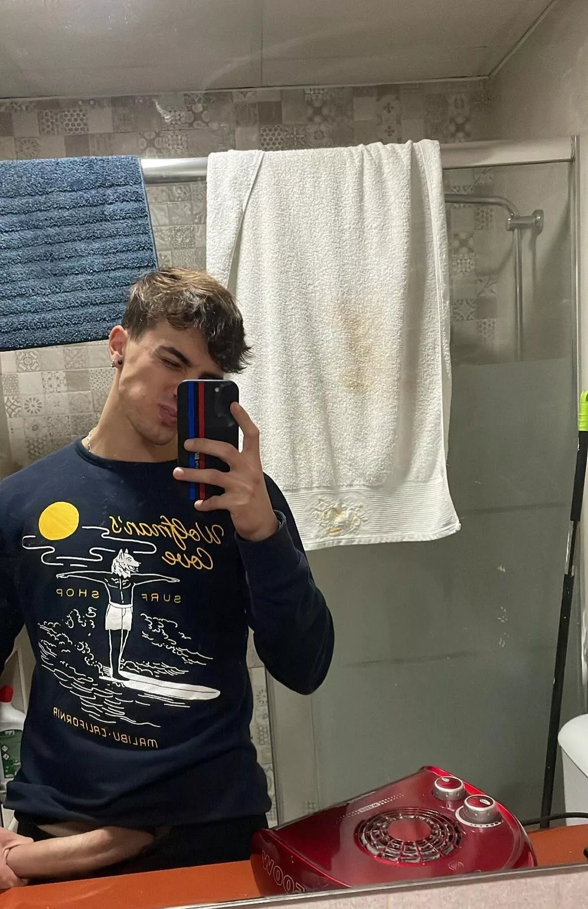 My dick doesn't fit in the photo