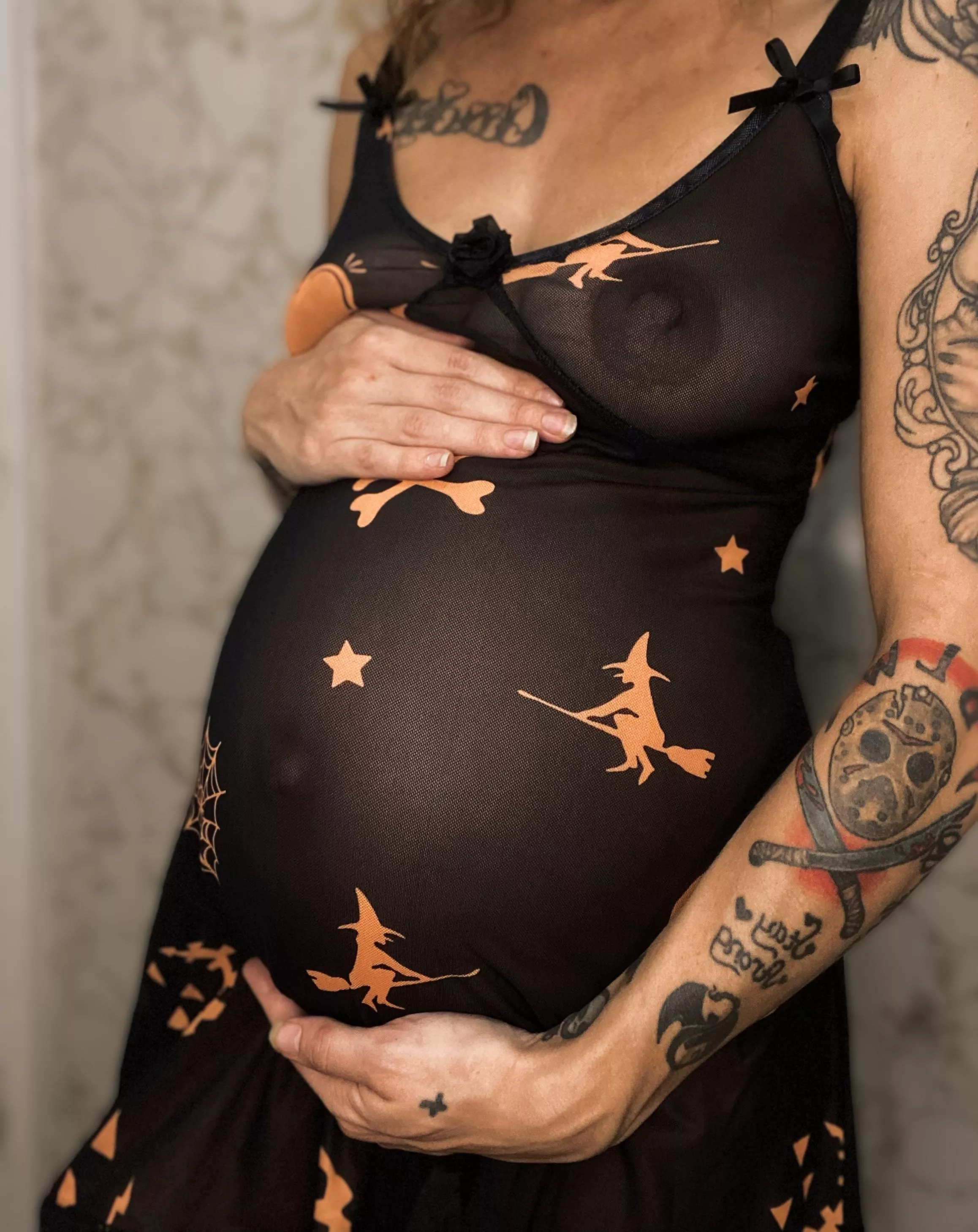 Spooky season. 28 weeks pregnant