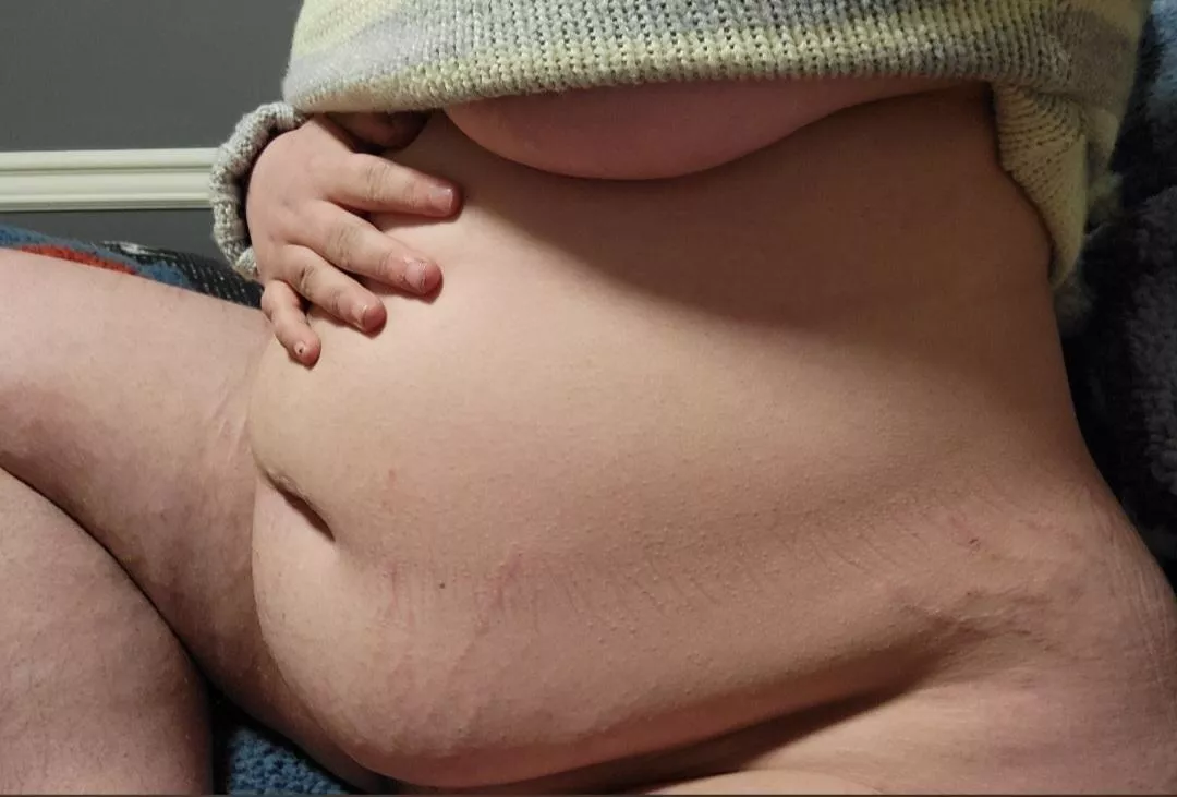 Tell me how big I am, I think people are starting to stare 😳