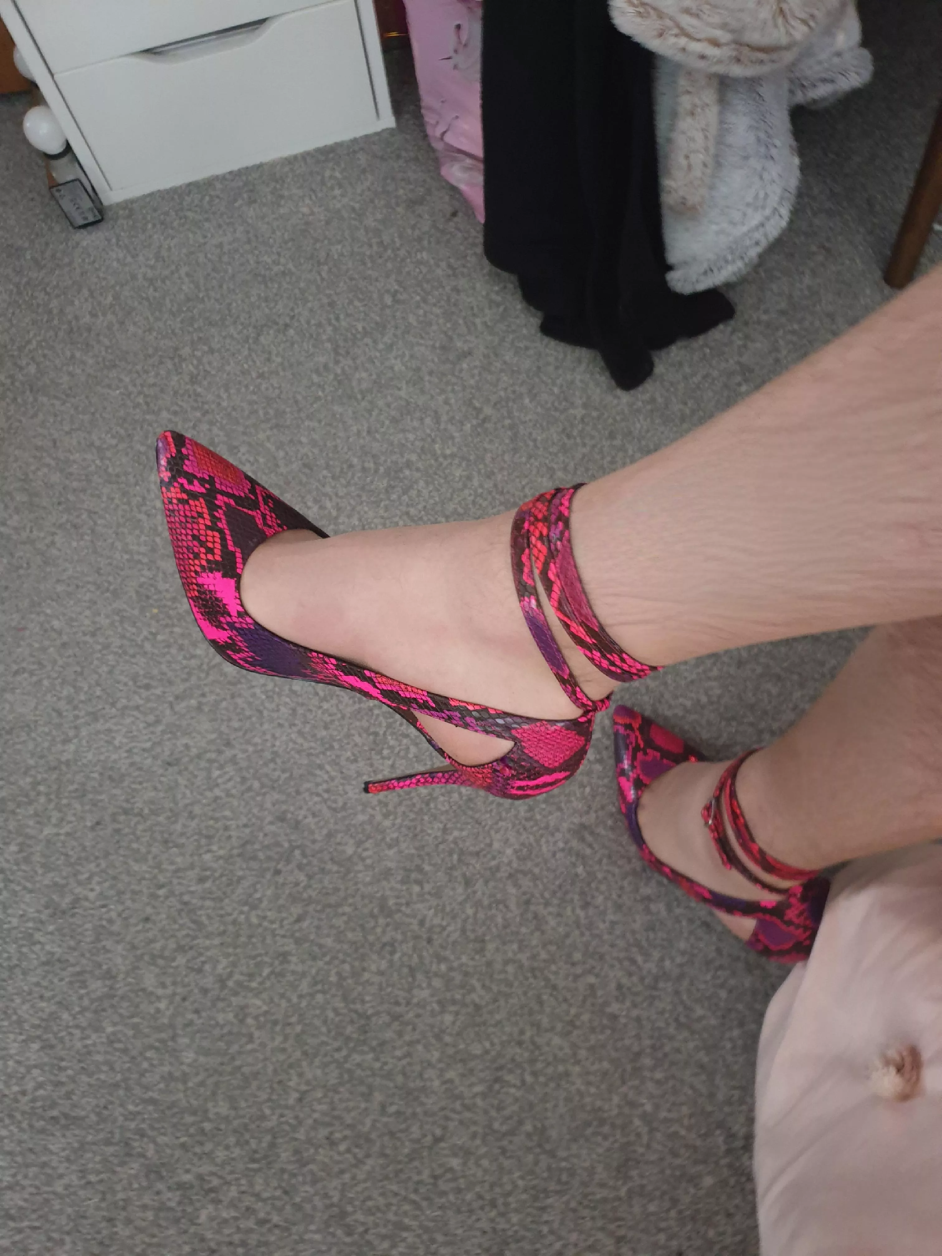 These heels are gorgeous 😍