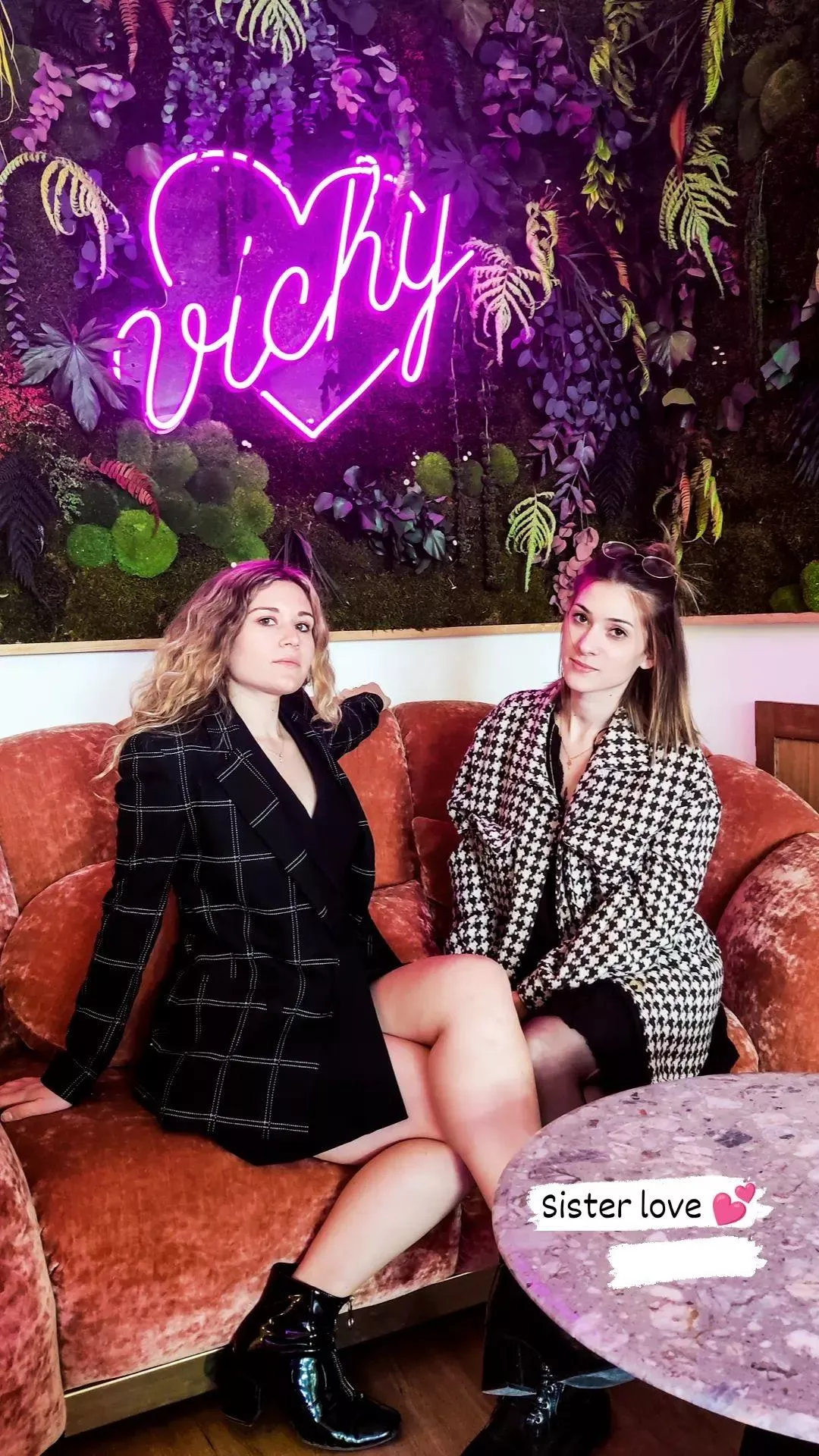 Which french sister are you using all night ? [2]