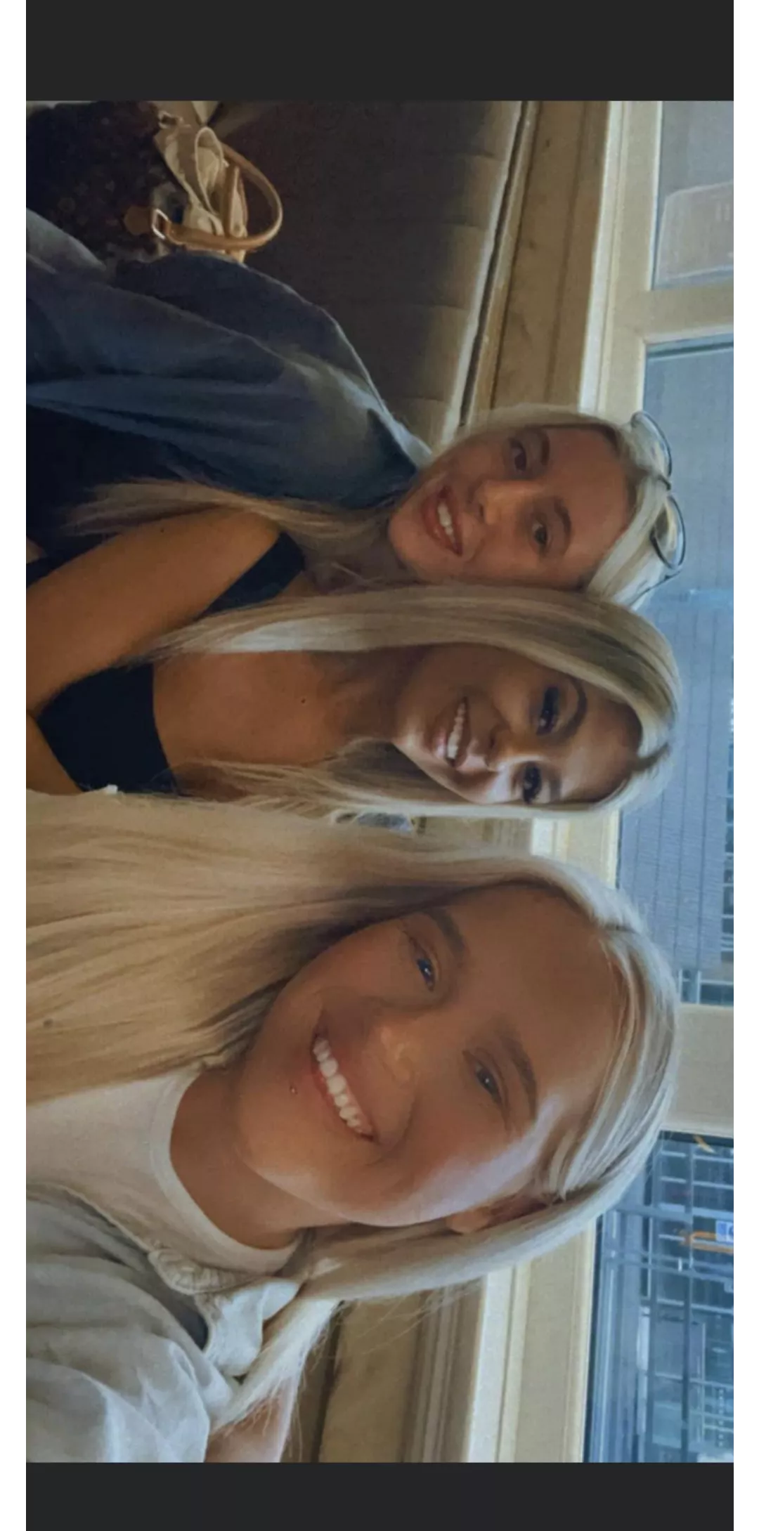 [3] pick one blonde 🤤