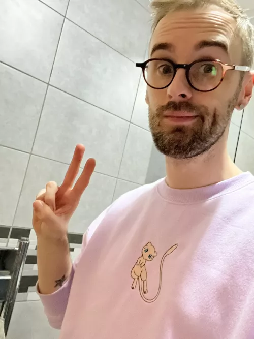 Absolutely in love with my Mew jumper!