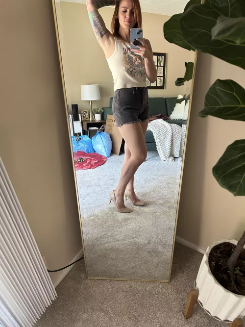 Are you willing to serve as my armpit slave?