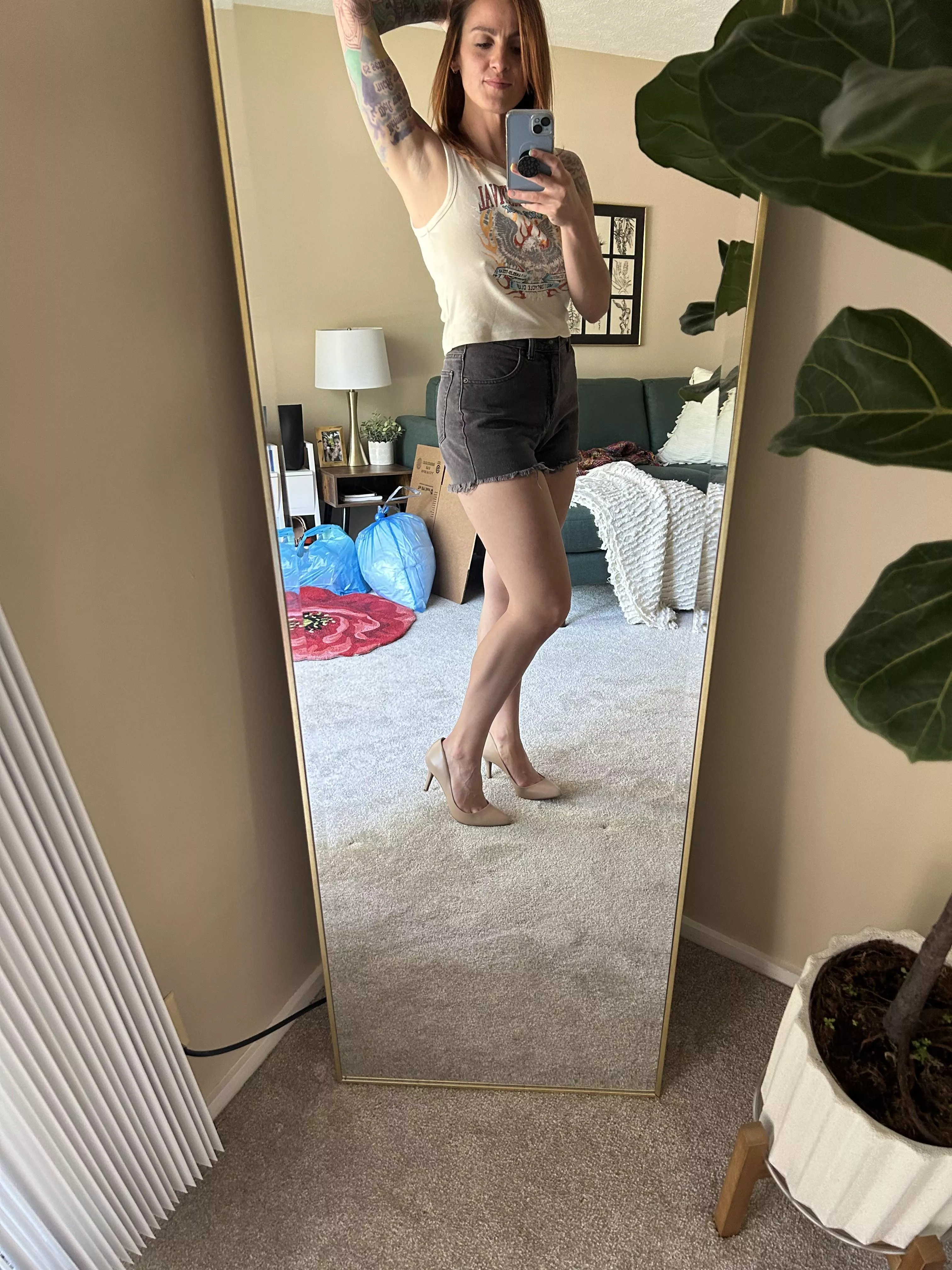 Are you willing to serve as my armpit slave?