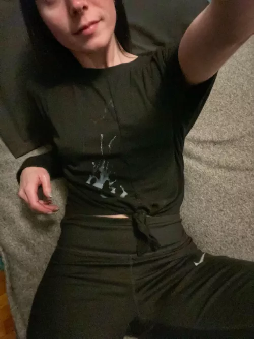 Cum against black always looks great