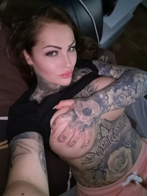 I'm not perfect but I feel pretty cute today