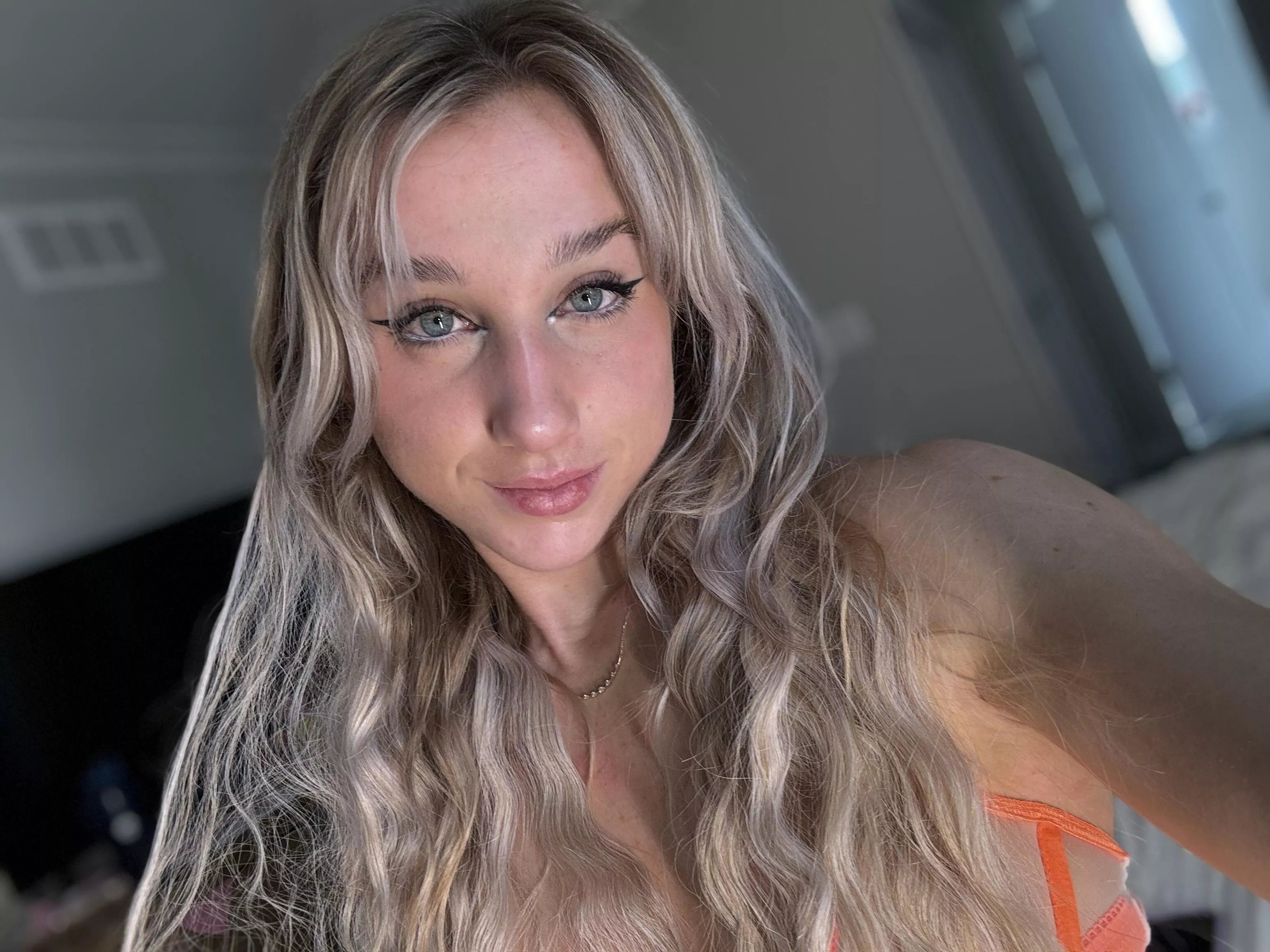 Just wanted to share my pretty face <33