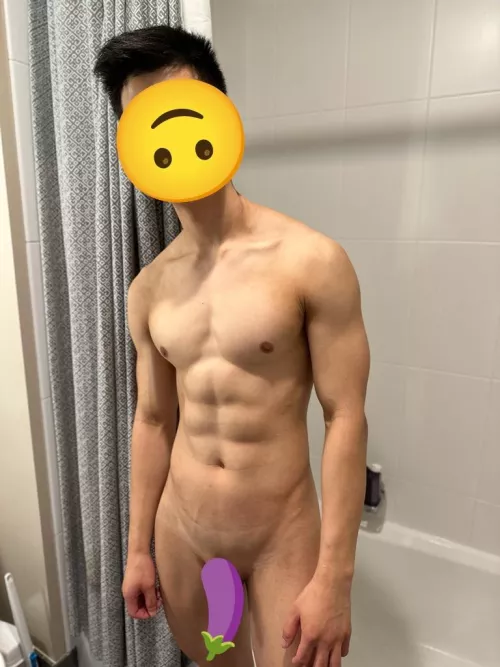 Pre-shower pic, cum join me? 🤭💦