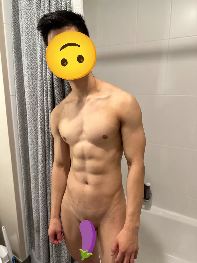 Pre-shower pic, cum join me? 🤭💦