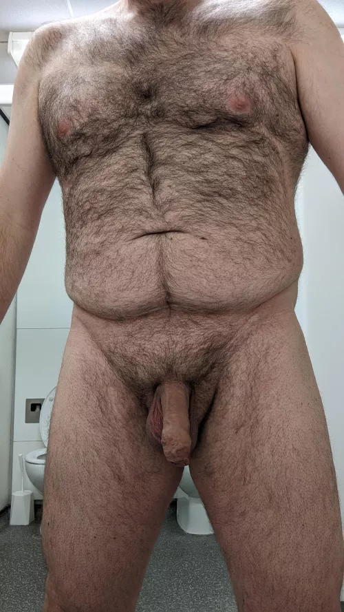 Say hi if you like uncut, hairy dad bods (40).